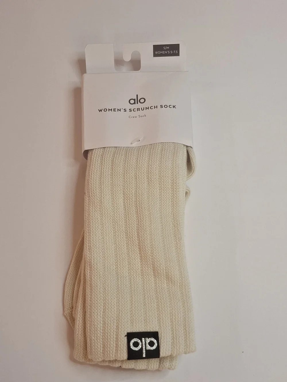 NWT Alo Womens Scrunch  Socks